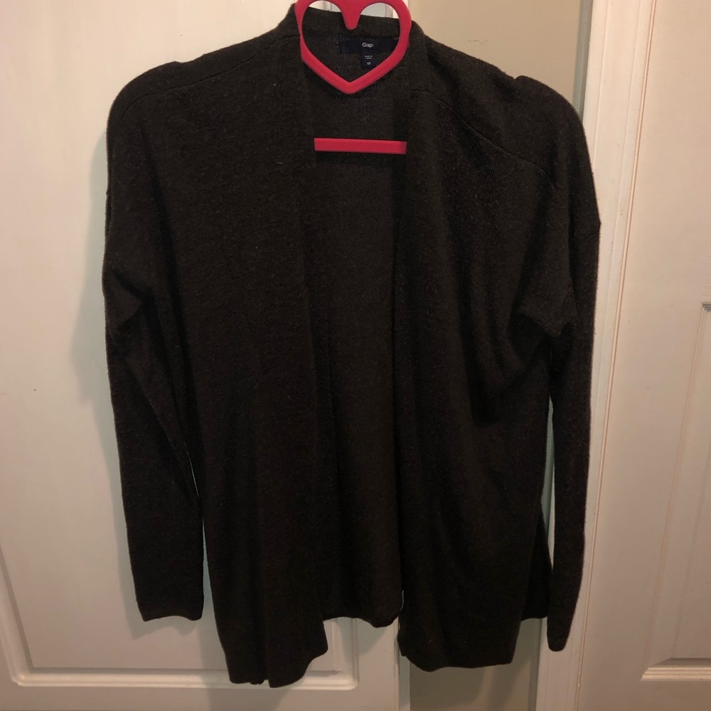 🛍 Dark Grey Cardigan 🖤